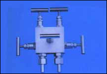 WF-12 yM